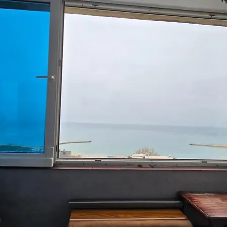 アパート Pe Malul Marii コンスタンツァ